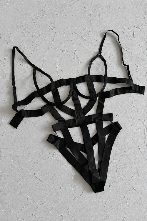 Bant Detaylı Fantazi Bodysuit