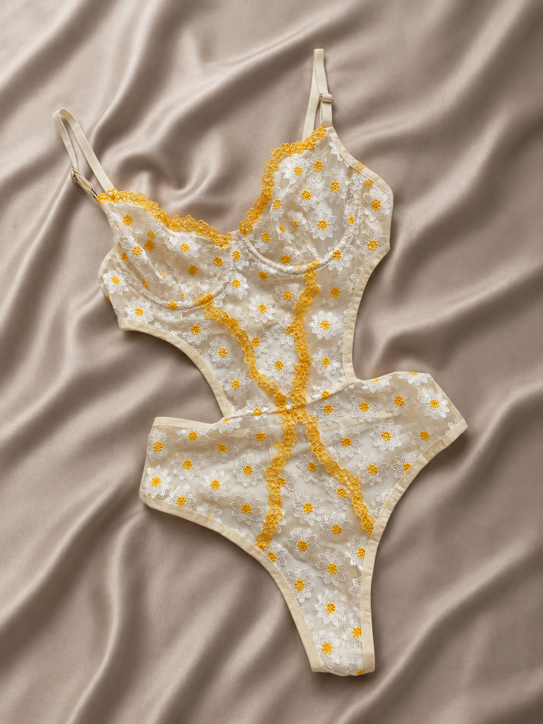 Papatya İşlemeli Transparan Bodysuit