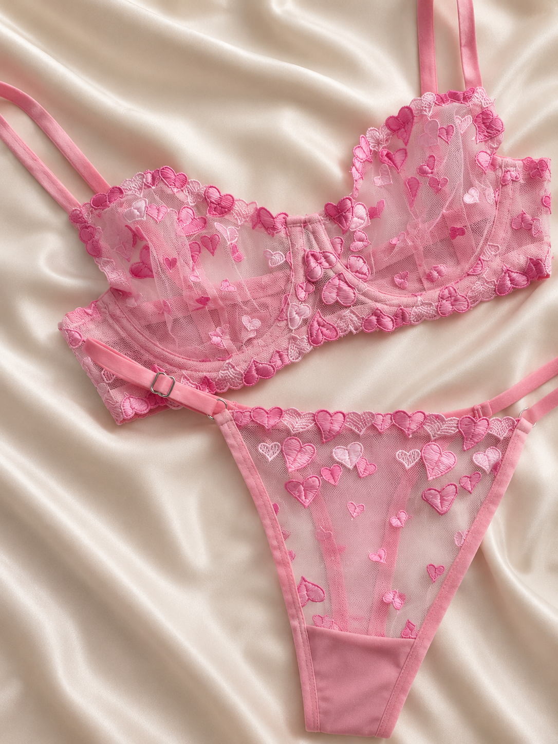 Blush Romance Nakışlı Set