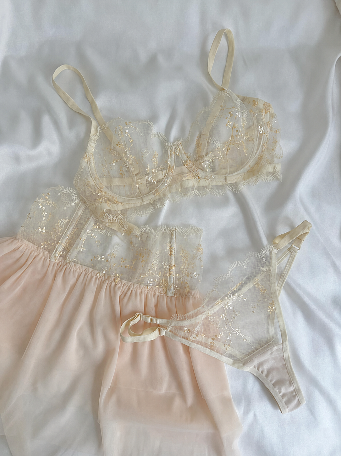 Sarı Etekli Bralet Takımı