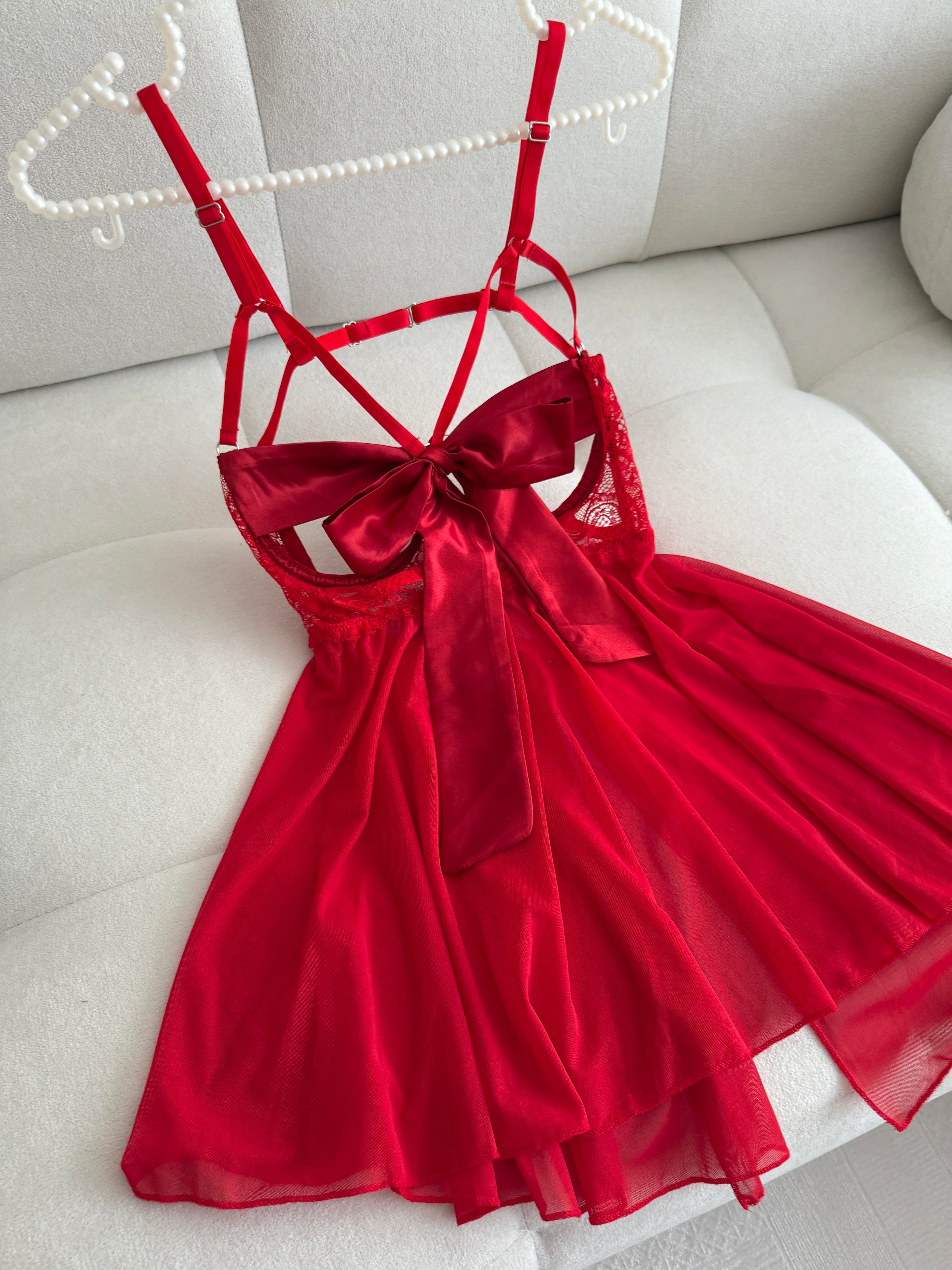 Kurdele Detaylı Kırmızı Babydoll